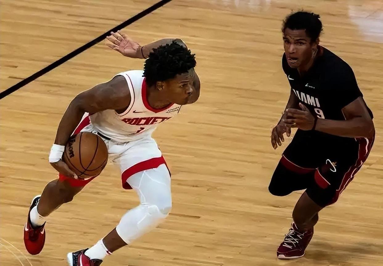 PG游戏官网登录入口-尼克斯主场告负，西部半决赛遭遇三连败